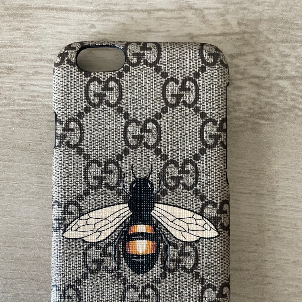 iPhone 8 Gucci phone case